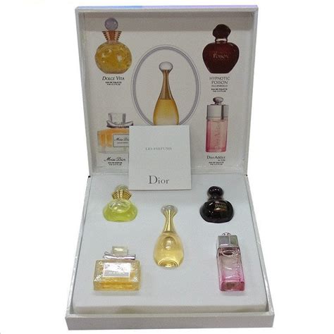 set miniaturas perfumes dior|Dior miniature perfume gift set.